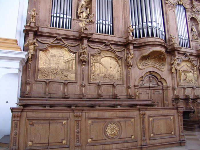 Chorgest�hl in der Klosterkirche