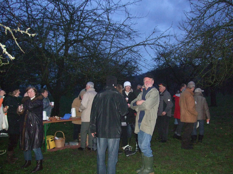 Warten auf die Dunkelheit