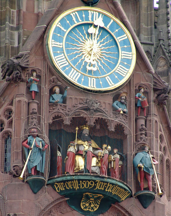 N�rnberg, Glockenspiel an der Frauenkirche