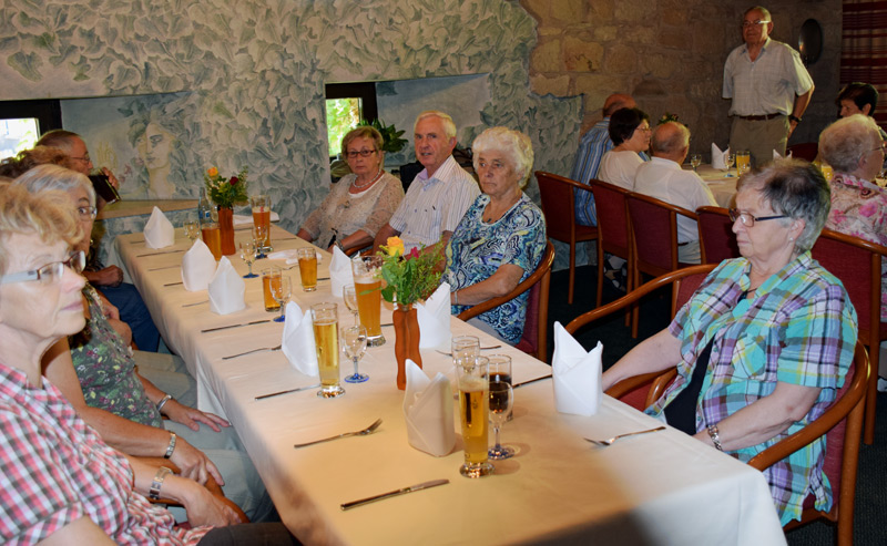 Im Restaurant Herzogskelter in G�glingen