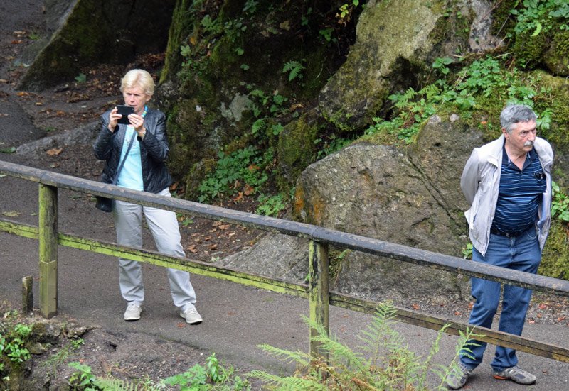 Doris und G�nter beim Triberger Wasserfall