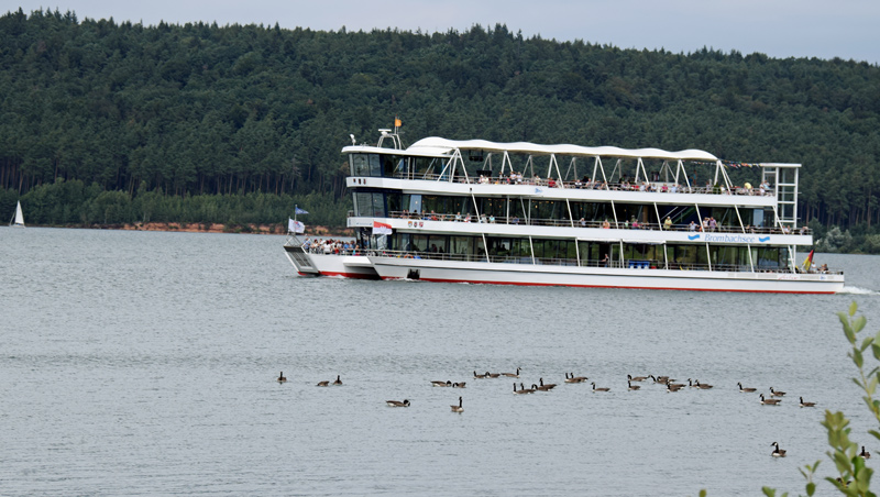 Der Trimaran auf dem gro�en Brombachsee