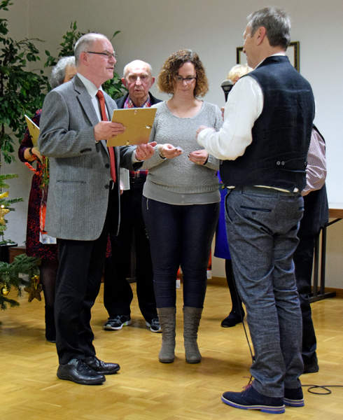 Andrea Weck wird f�r 25 Jahre Mitgliedschaft im LKB geehrt